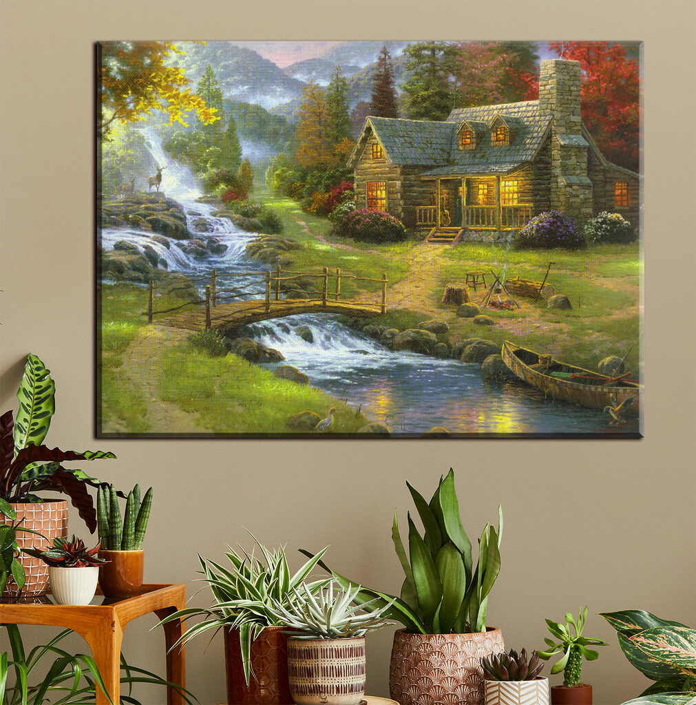 Căsuță lângă cascade într-un interior