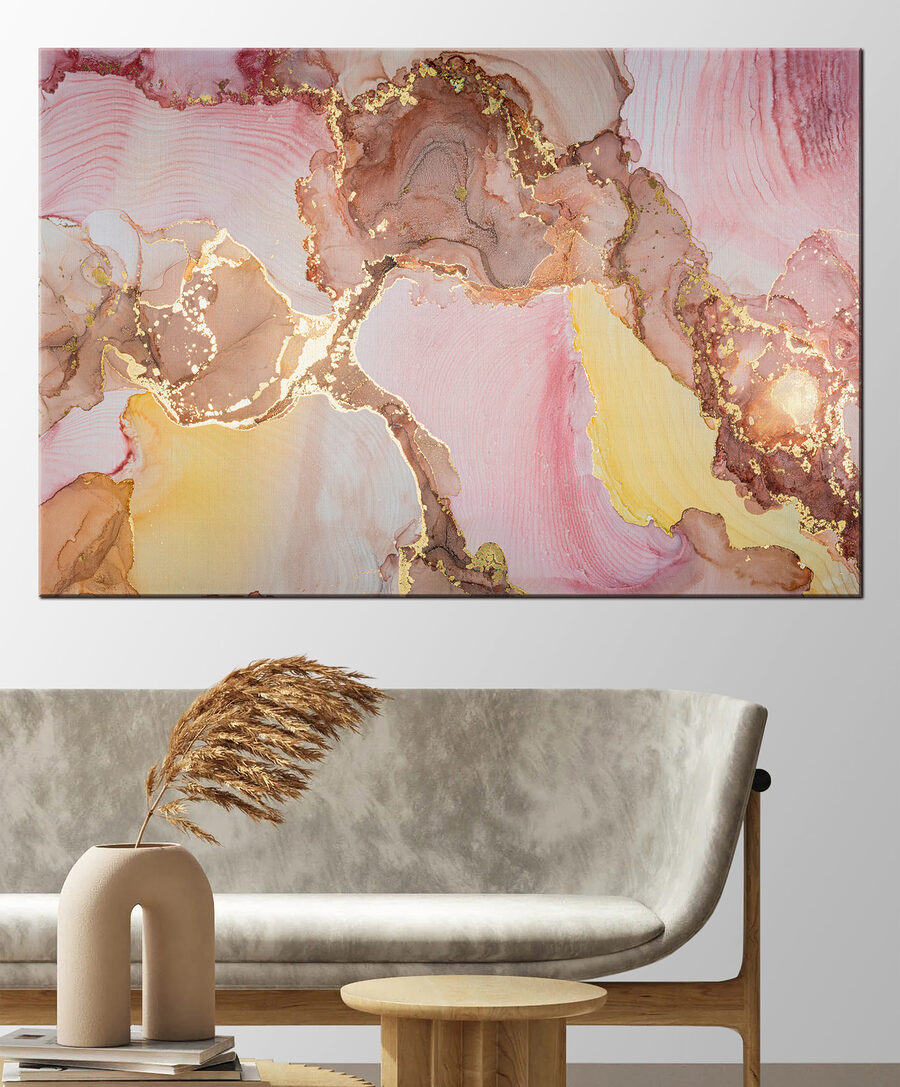 Vene roz, margini aurii — interior 1