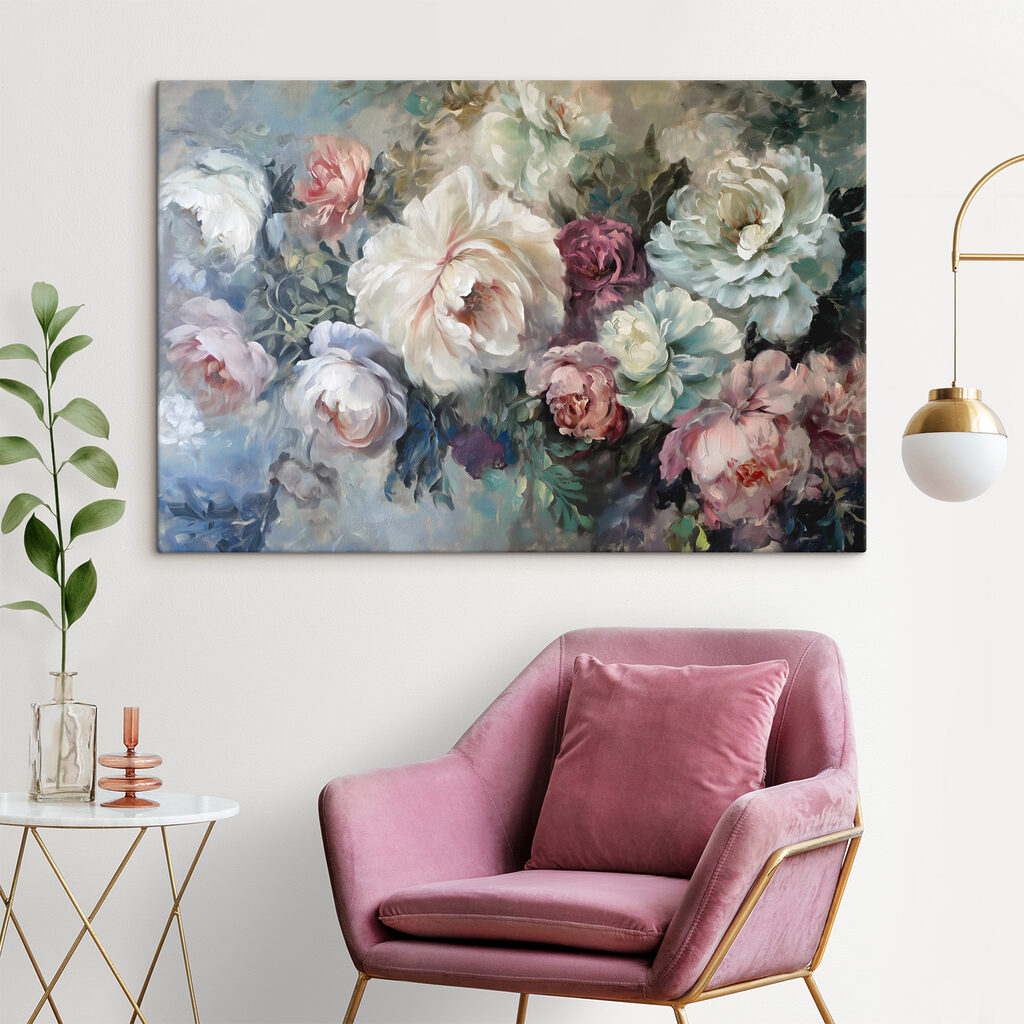 Trandafiri în tonuri pastelate într-un interior