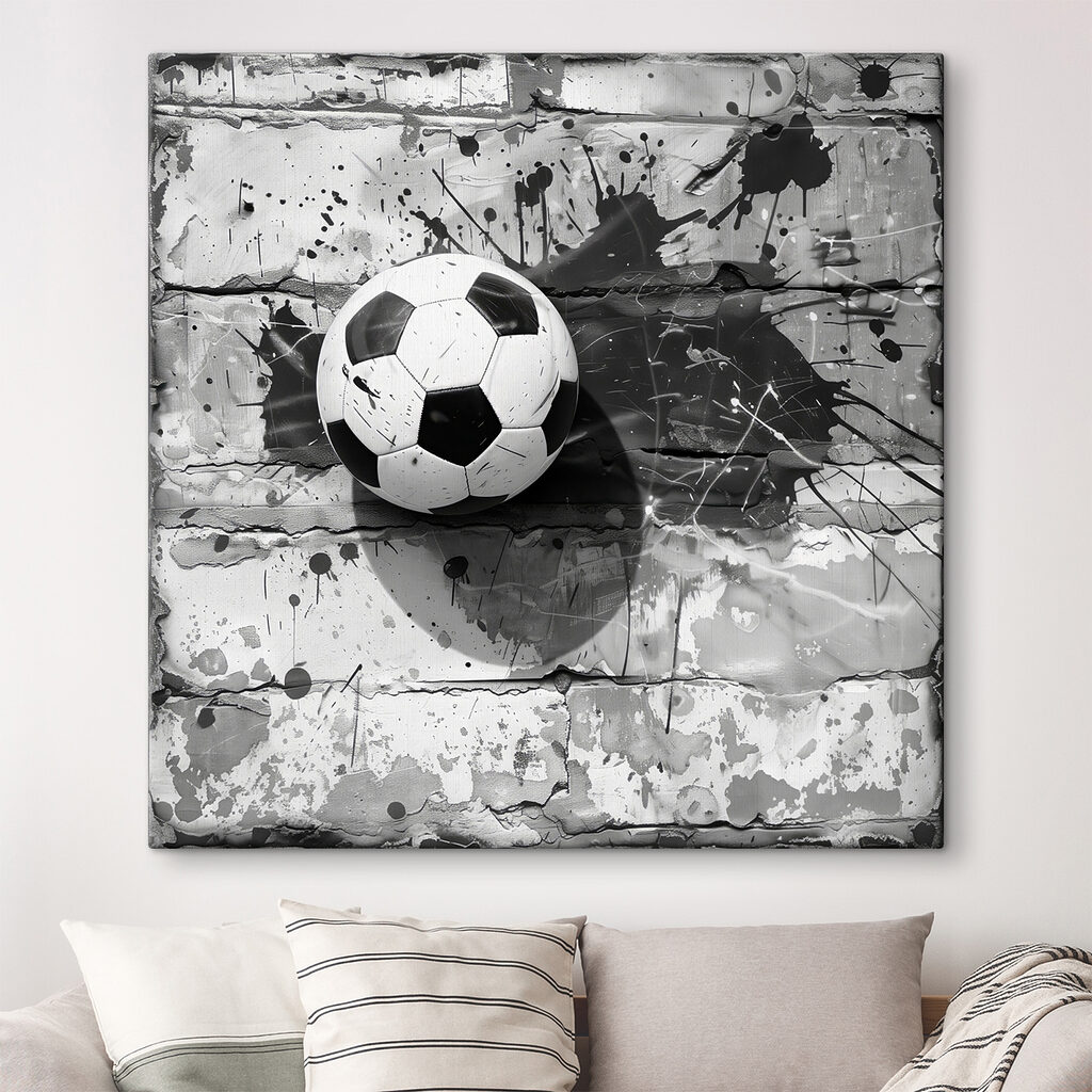 Fotbal pe piatră veche — interior 1
