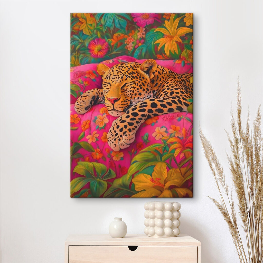 Leopard printre flori — interior 2
