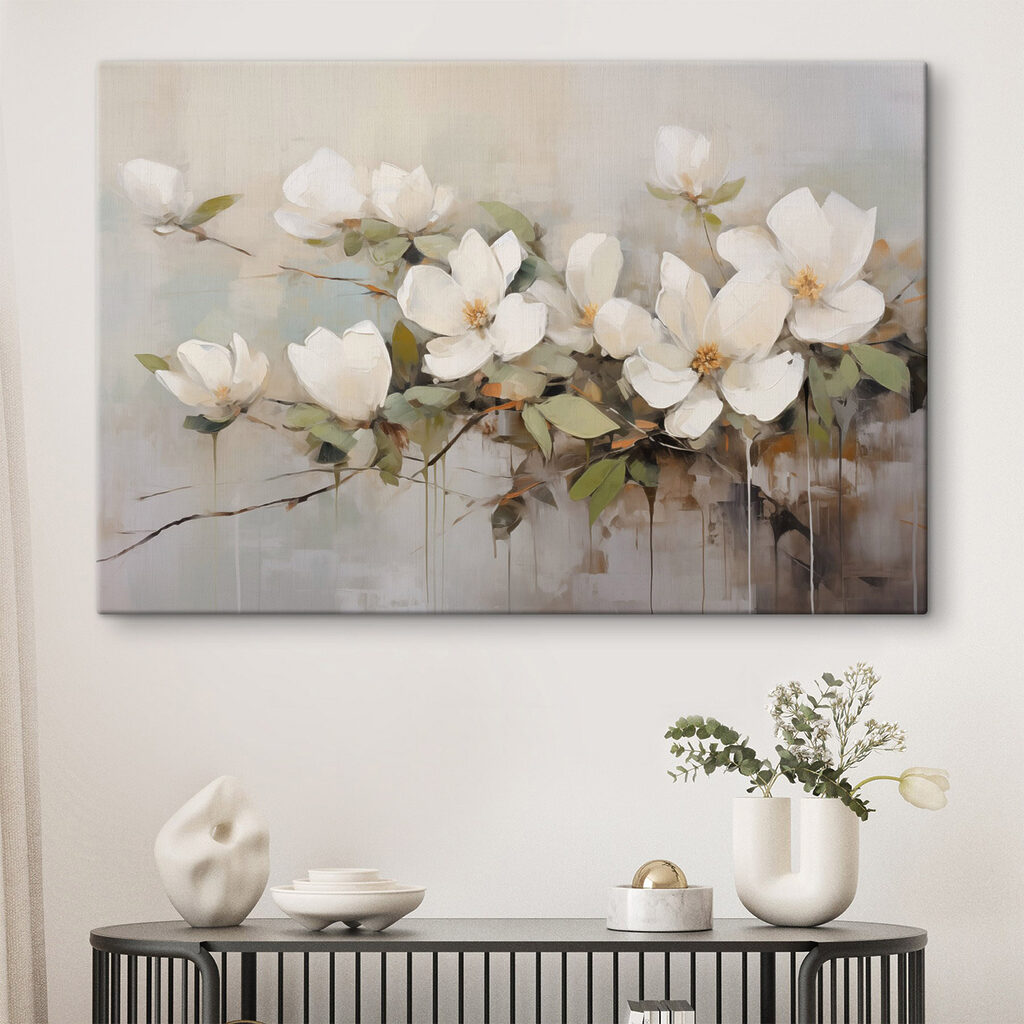 Magnolie albă, ramuri fine într-un interior