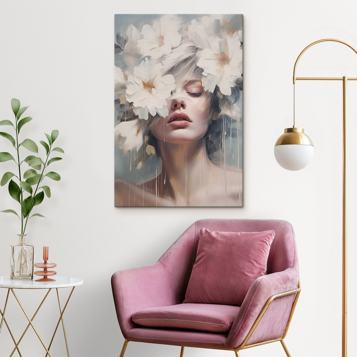 Femeie cu flori albe — interior 1