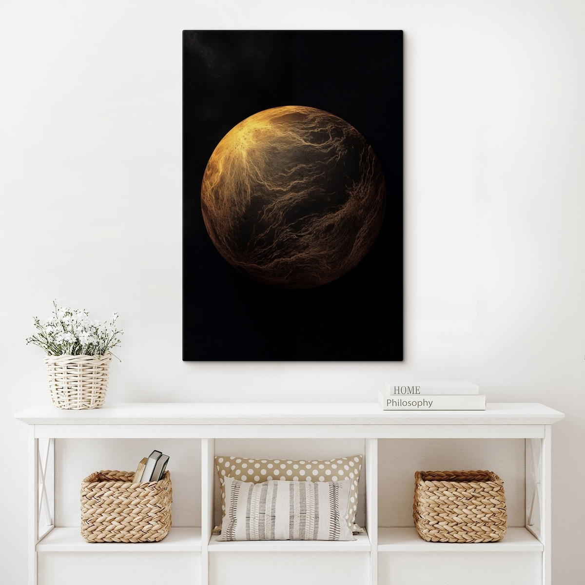 Planetă cu vine portocalii într-un interior