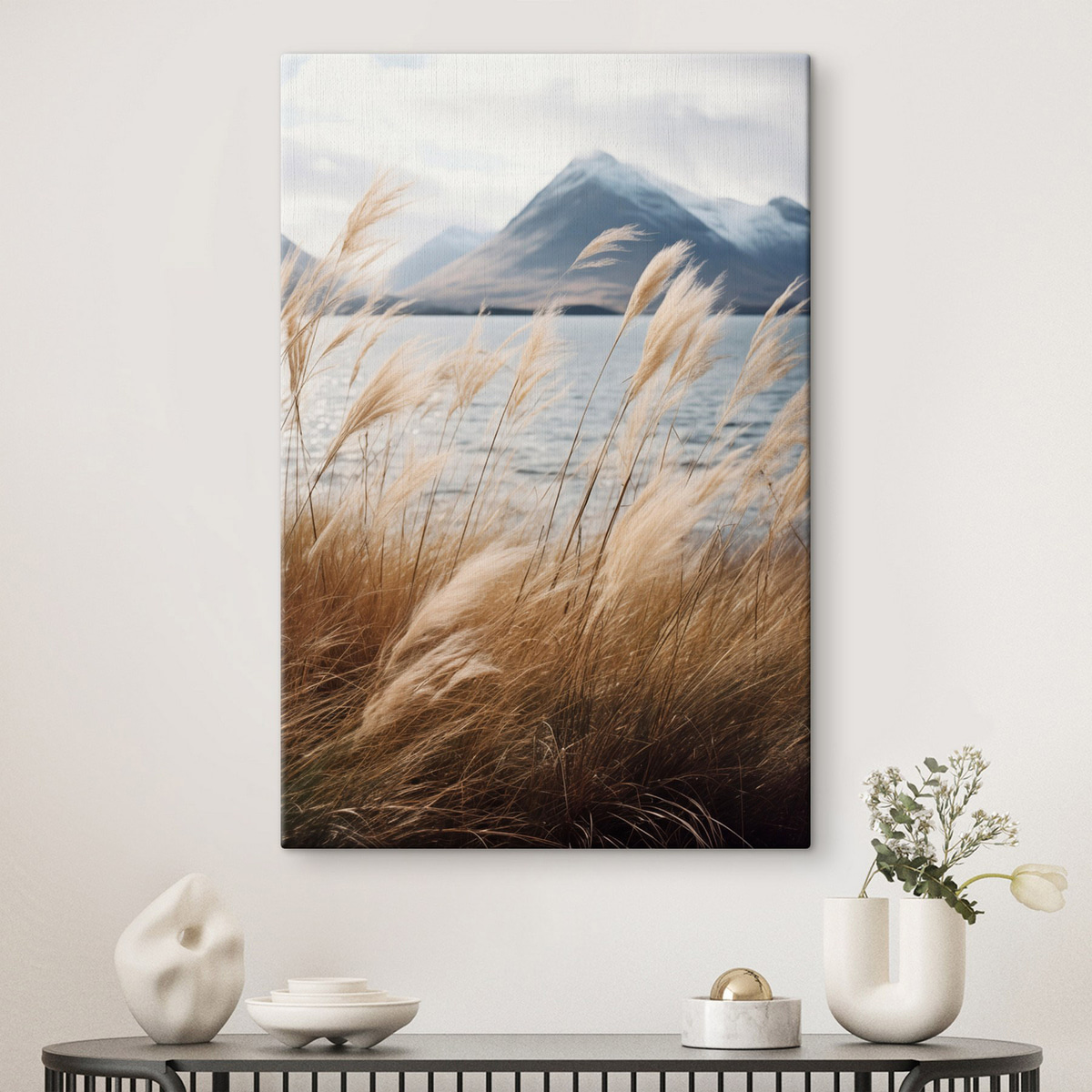 Pampas lângă lac — interior 1