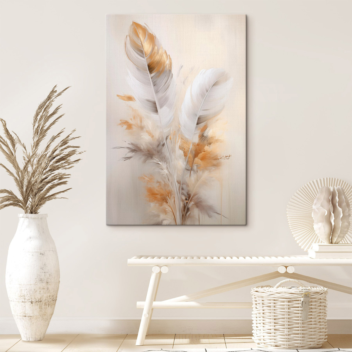 Pene delicate pe bej — interior 1