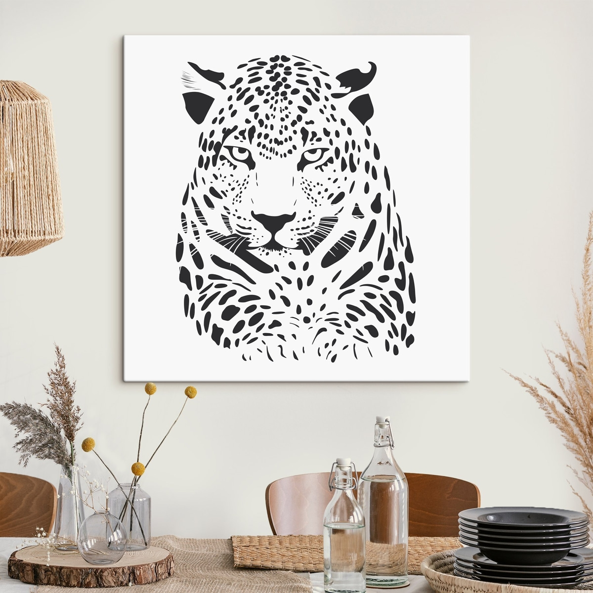Leopard — interior 1
