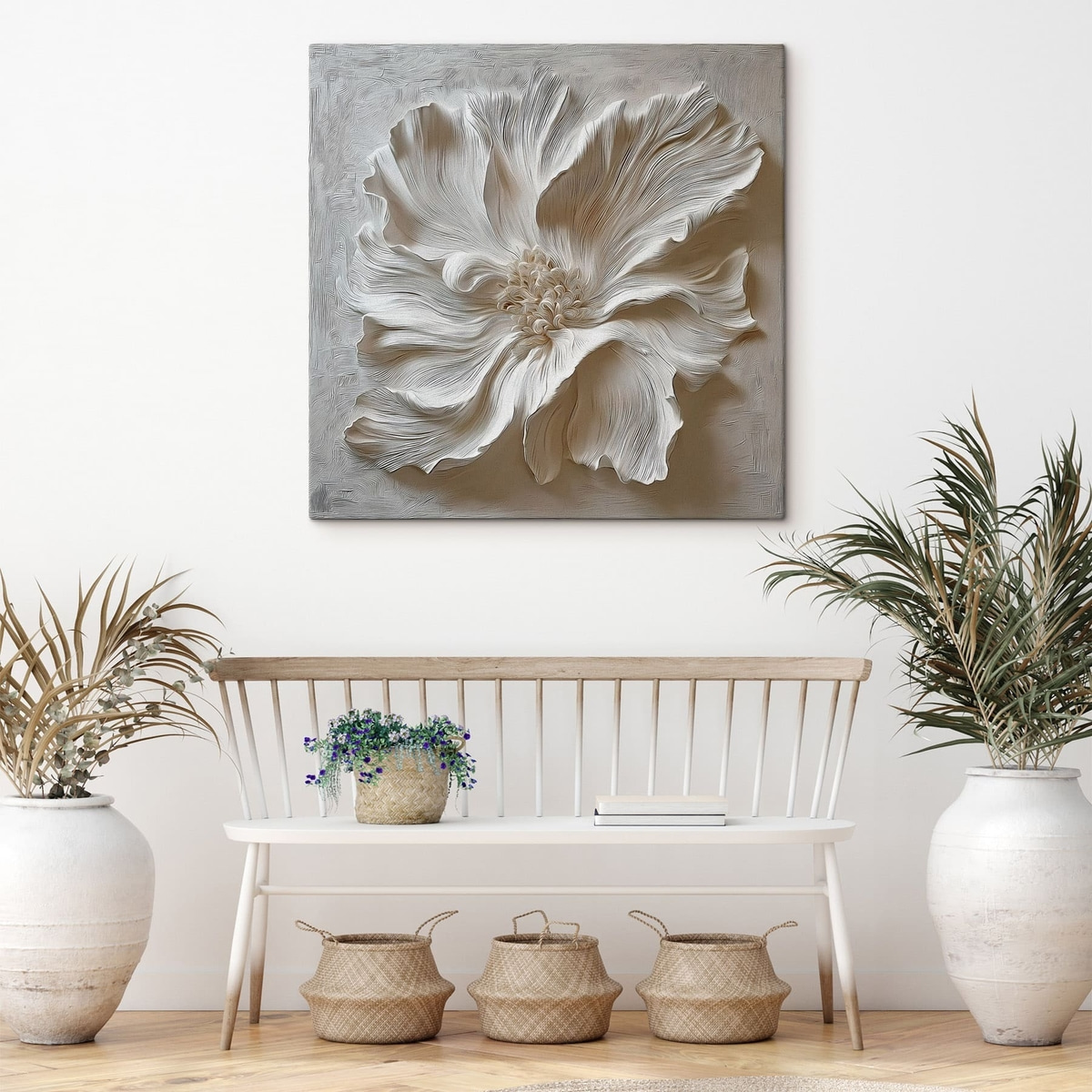 Relief floral alb — interior 2