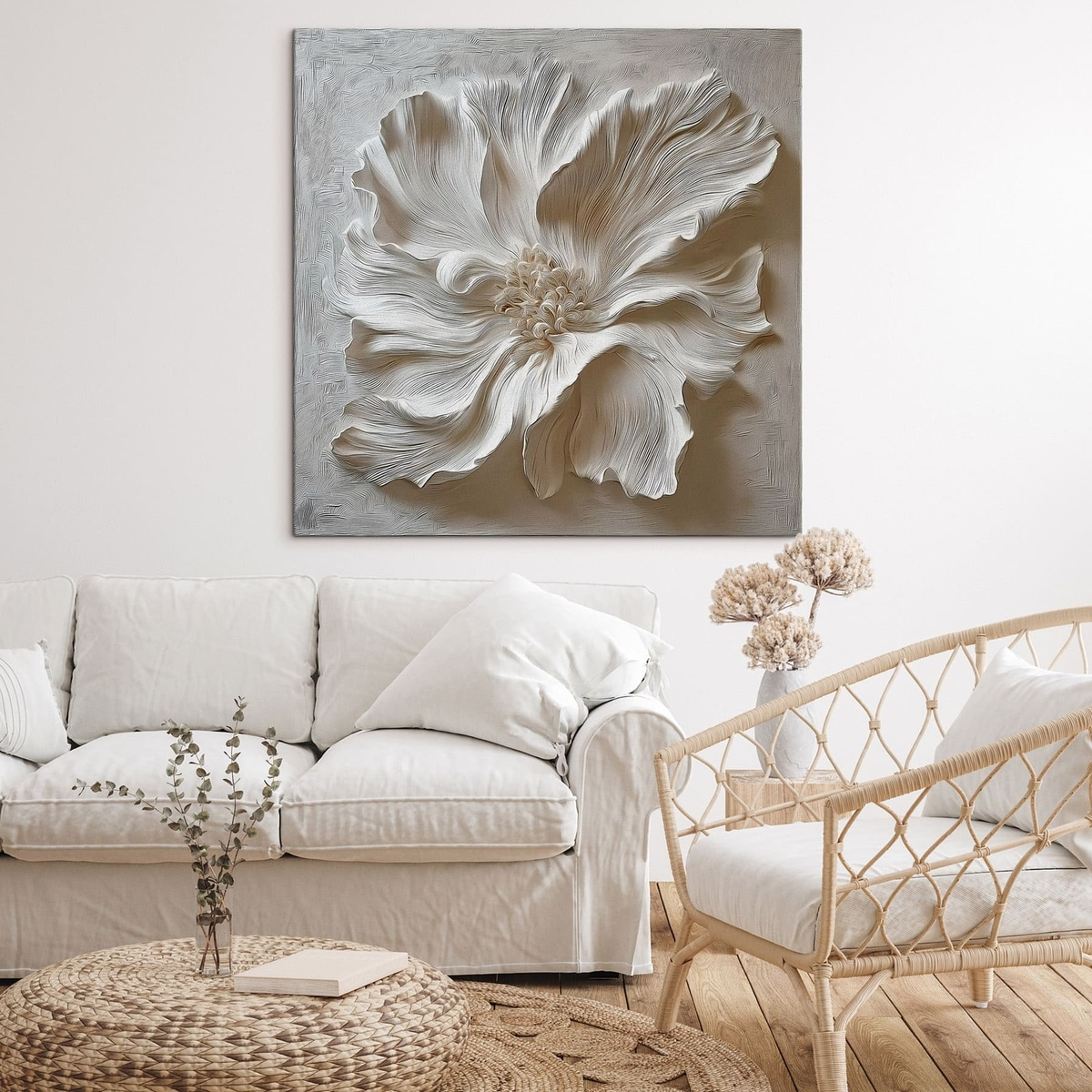 Relief floral alb — interior 1