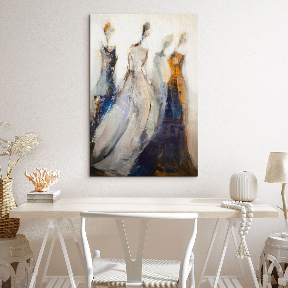 Siluete feminine abstracte — interior 3