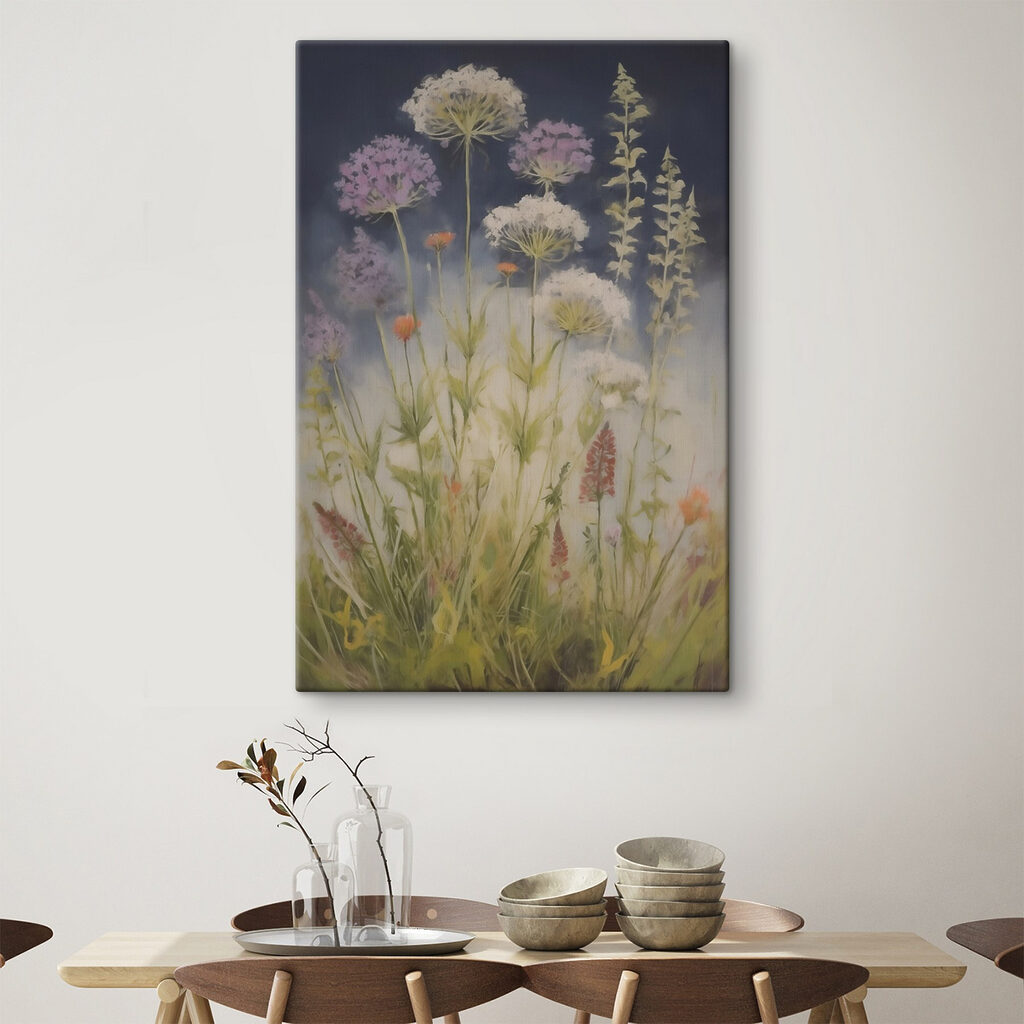Puf lila printre flori — interior 1
