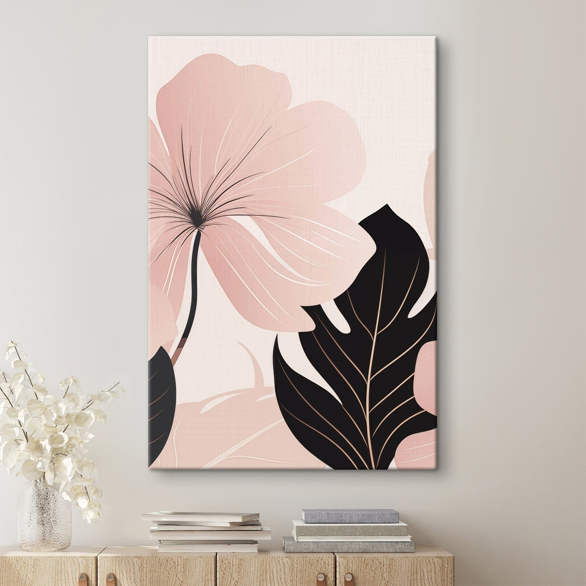 Floare roz, accente negre — interior 1