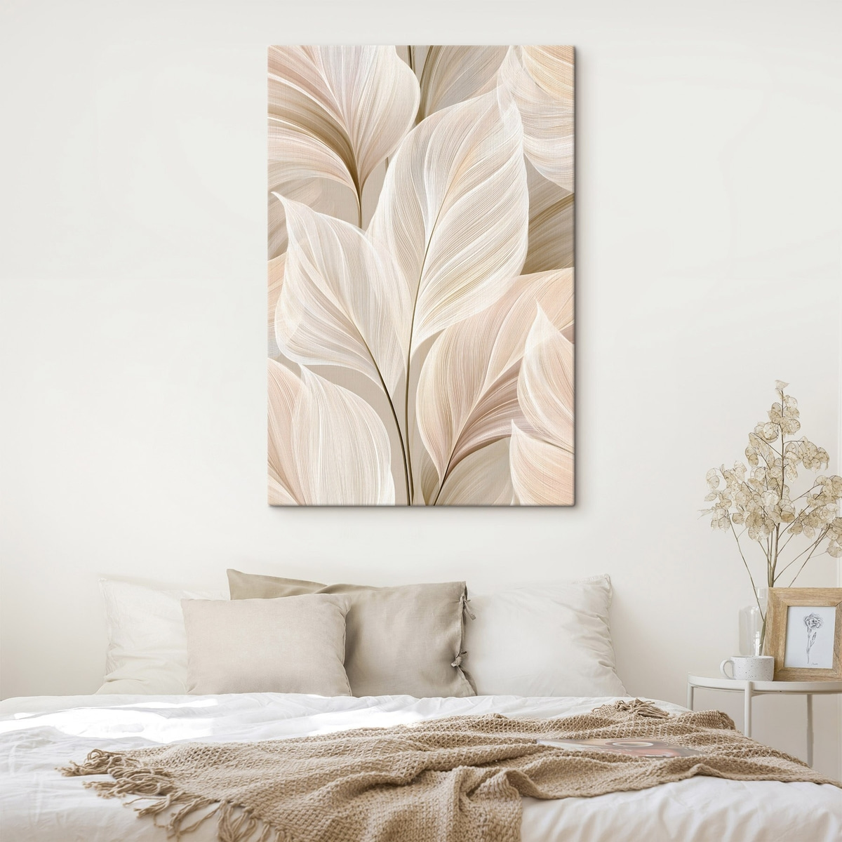 Frunzulițe delicate în bej — interior 2