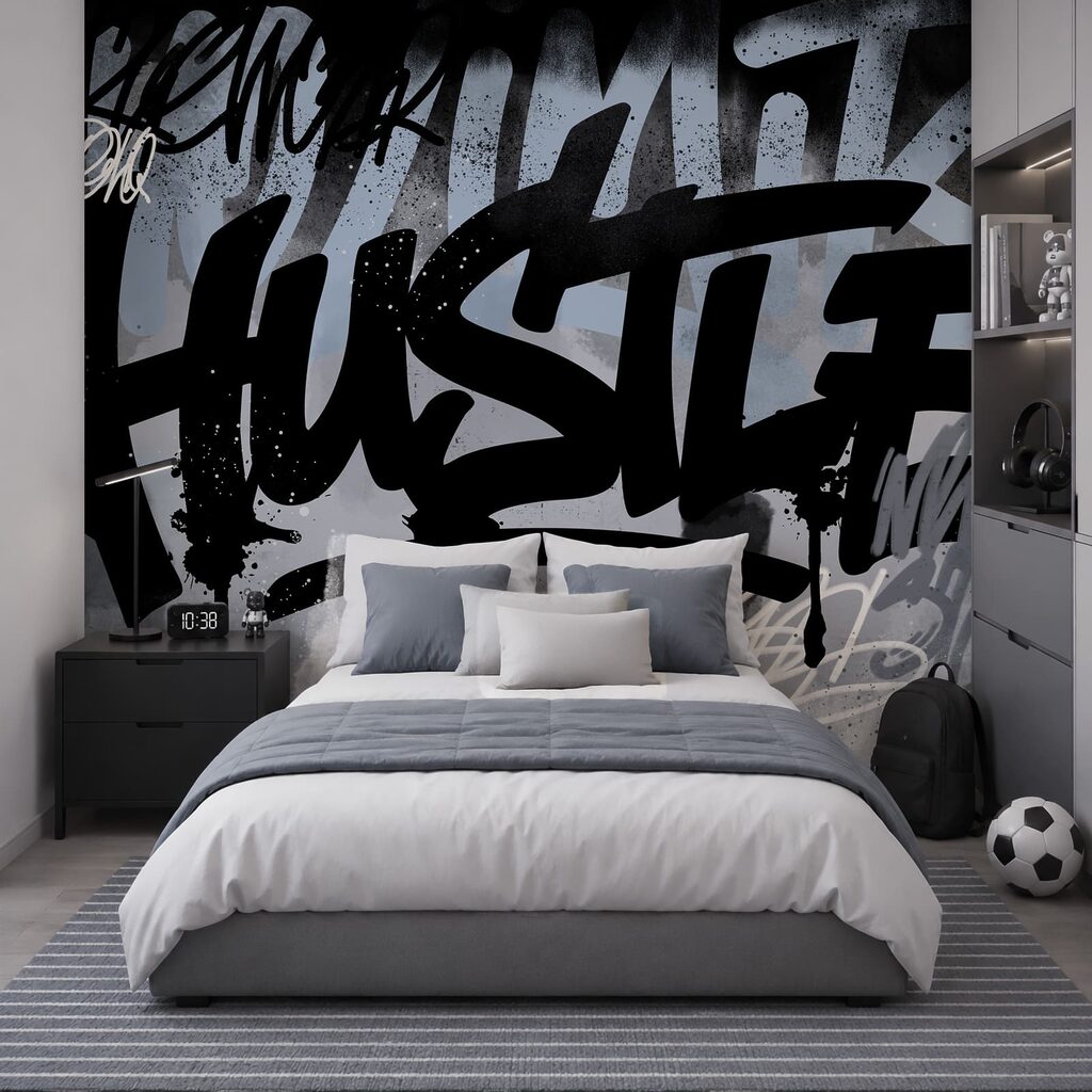 Litere de graffiti într-un interior