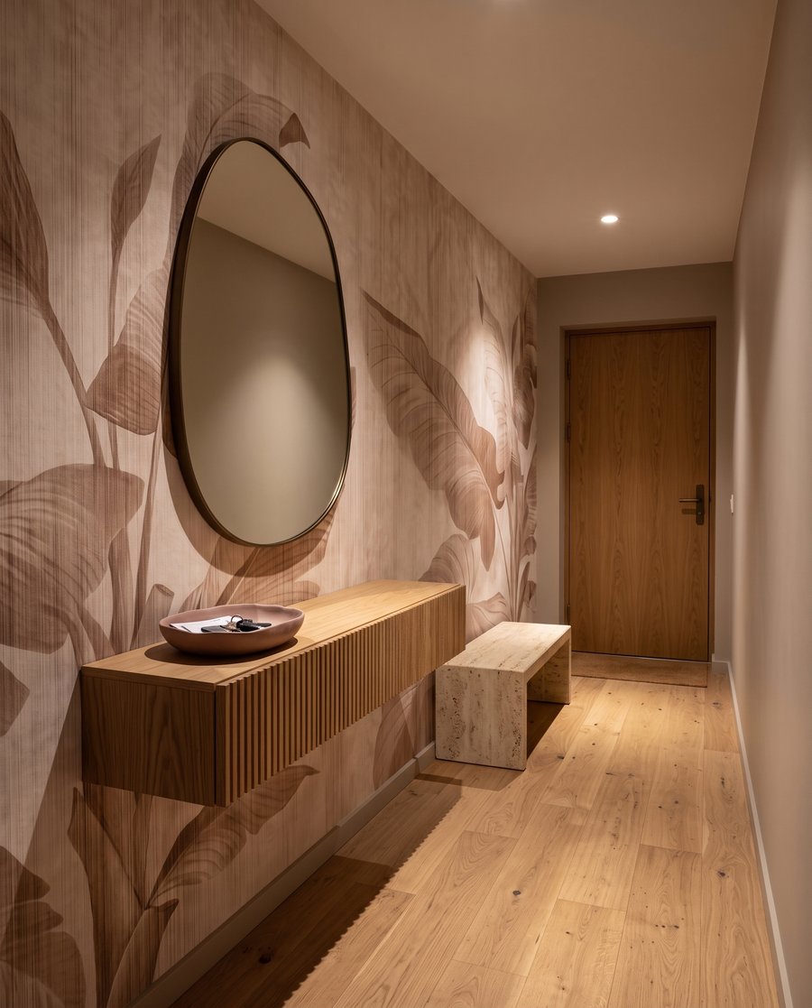 Frunze tropicale pe alb — interior 4