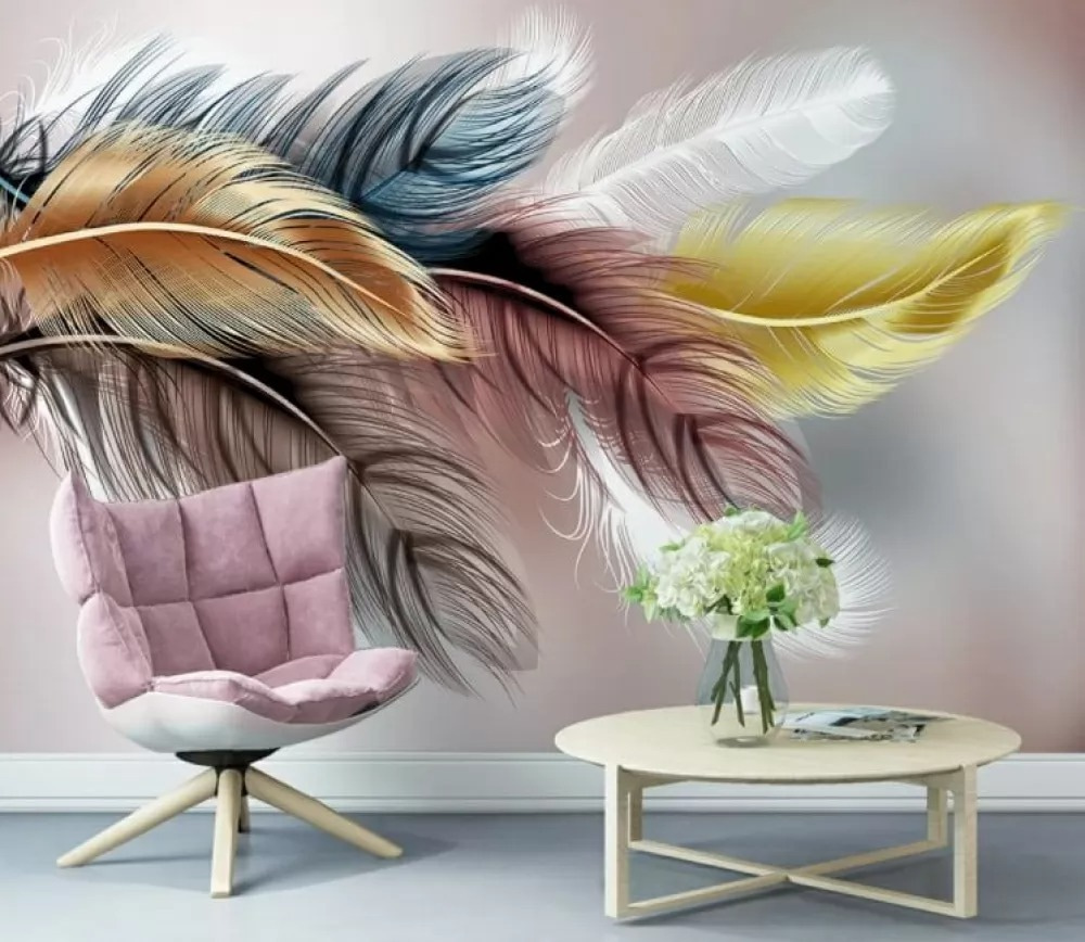 Pene colorate pe roz într-un interior