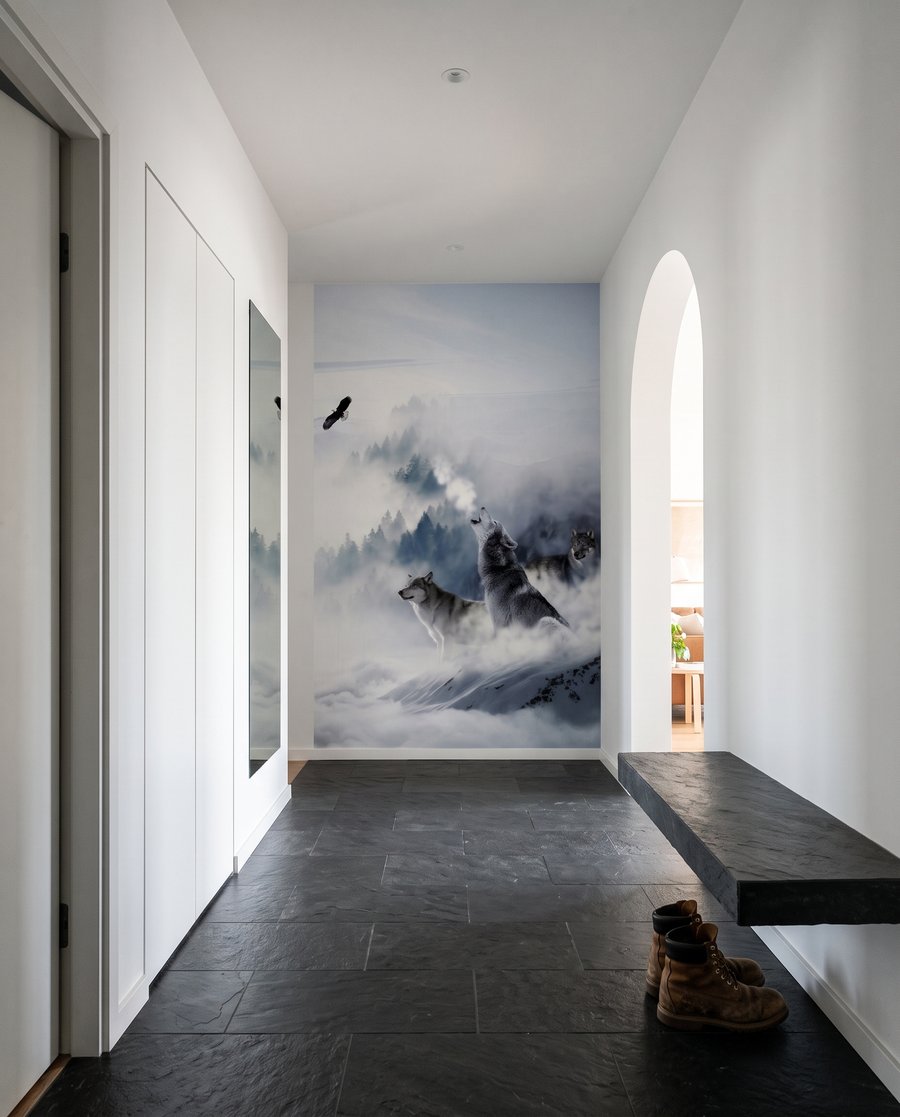 Lupi în văi albe — interior 4
