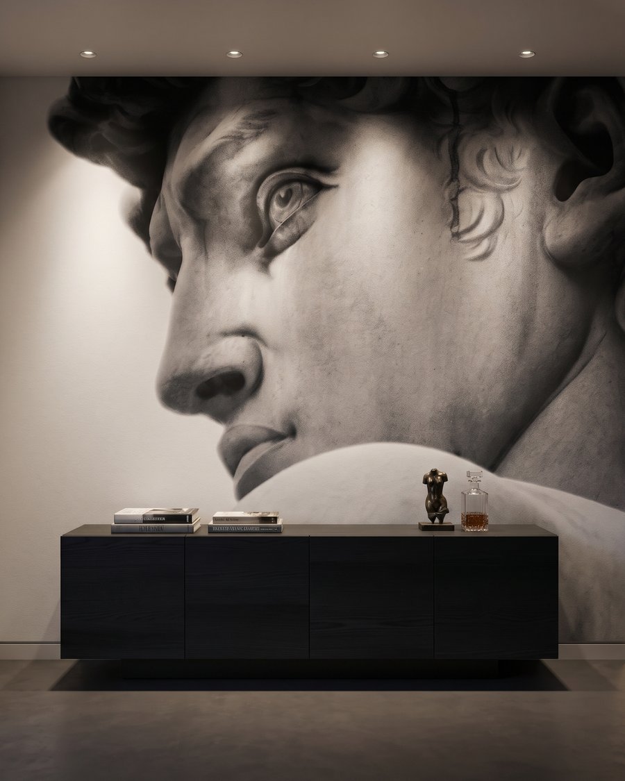 Statuie privind înapoi — interior 7