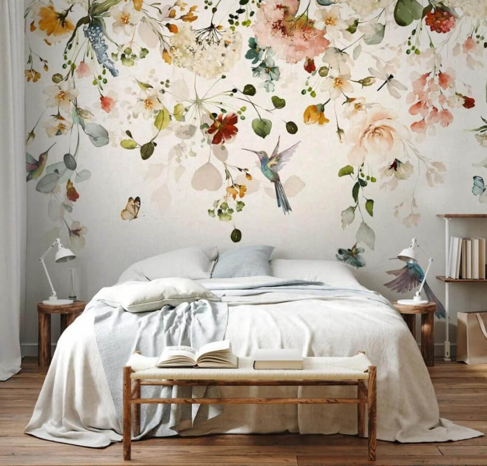 Bordură florală cu păsărele într-un interior