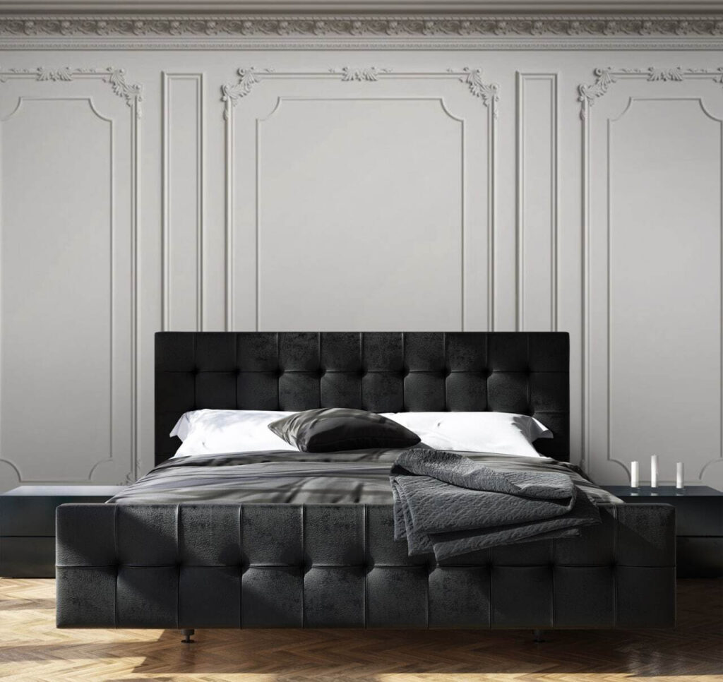 Perete liniștit cu ornamente — interior 2