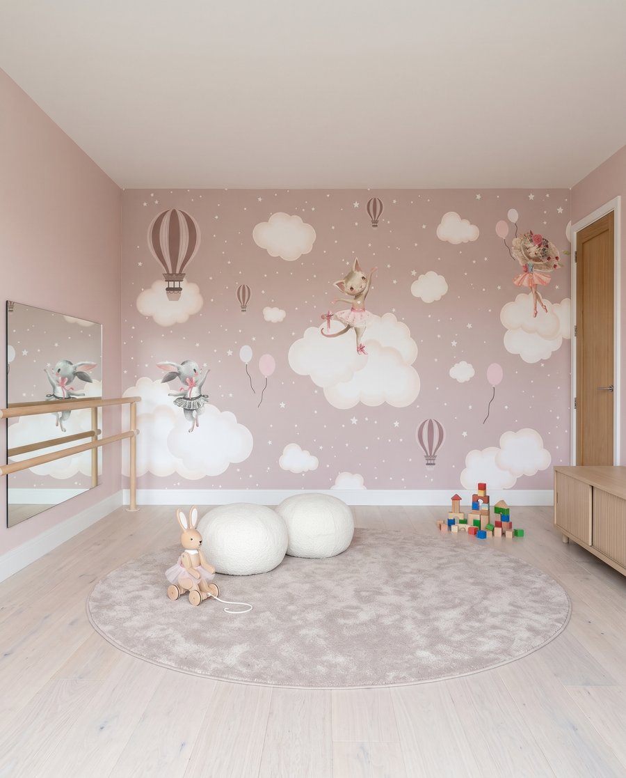 Animale pe nori roz — interior 3