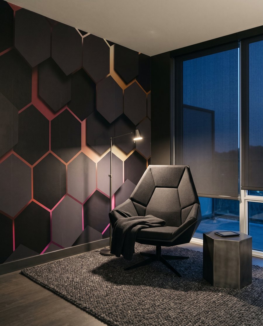 Hexagoane întunecate — interior 5