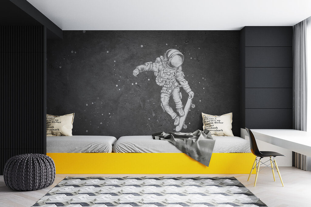 Astronaut pe skateboard — interior 3