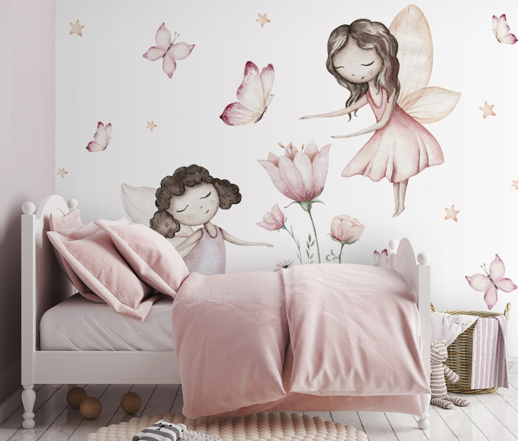 Zâne printre flori — interior 1