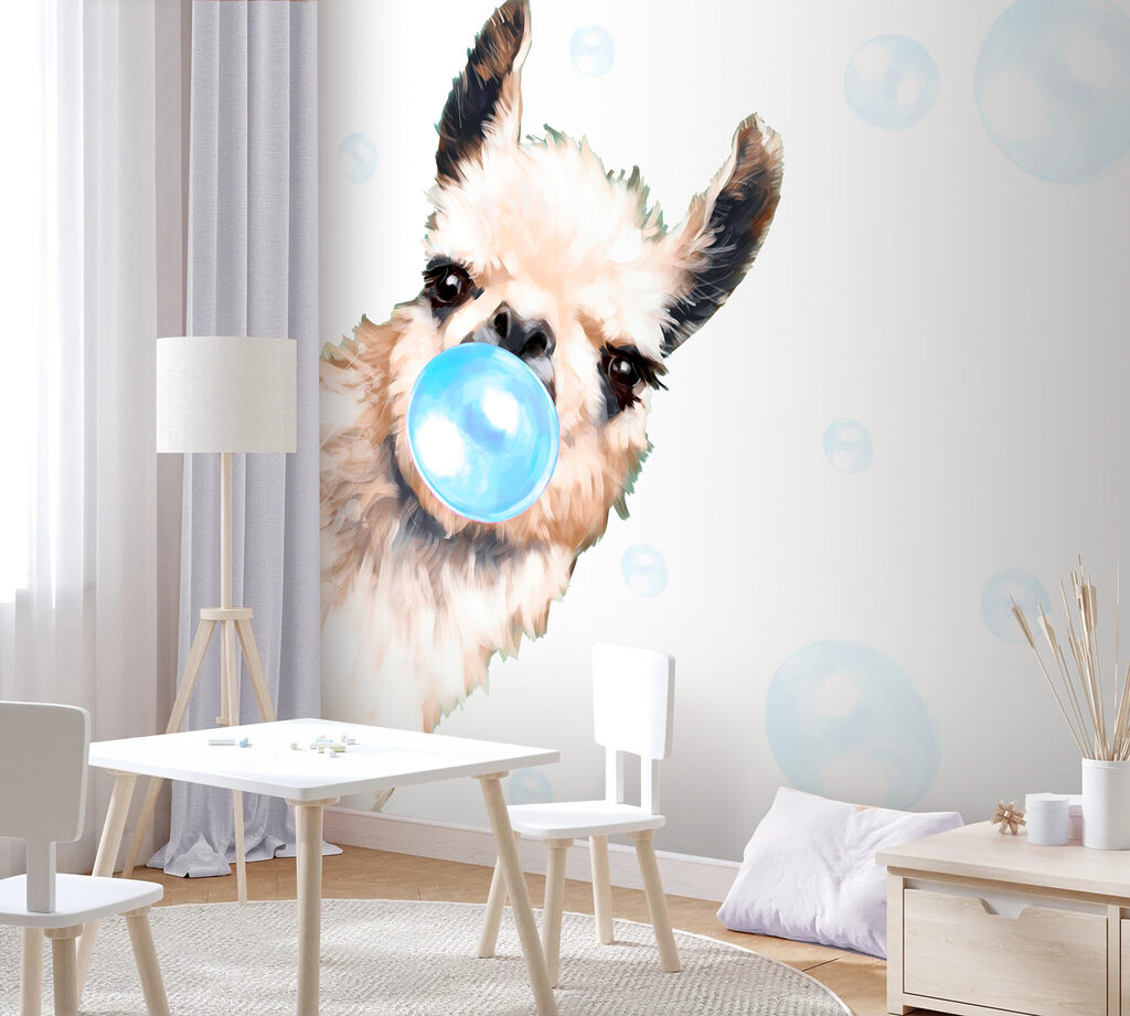 Lama face un balon — interior 2