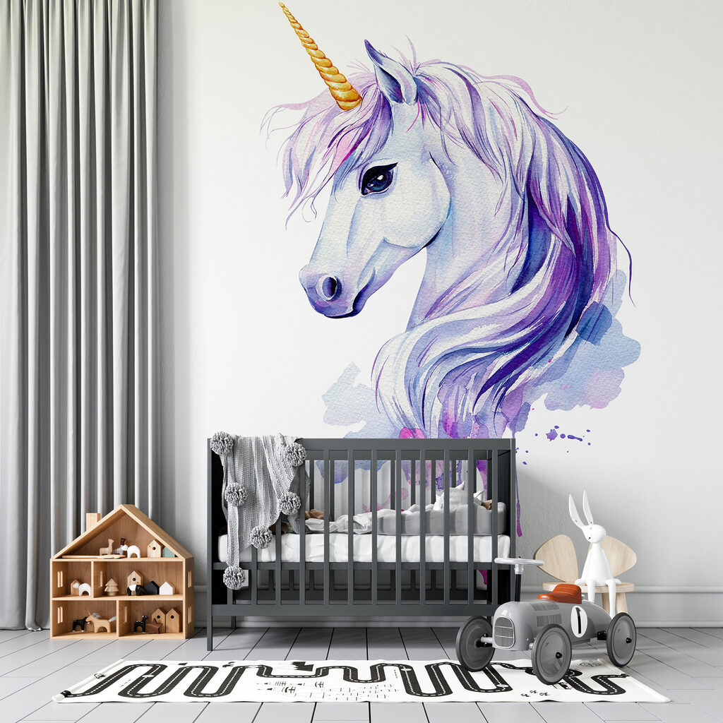 Unicorn în acuarelă violet — interior 4