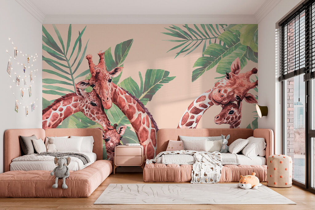 Trei girafe printre frunze — interior 3