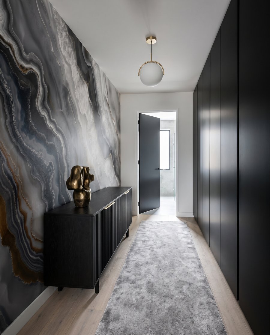 Valuri gri și aurii — interior 3