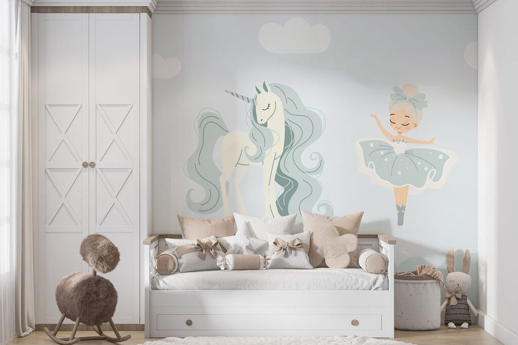 Unicorn lângă balerină — interior 1
