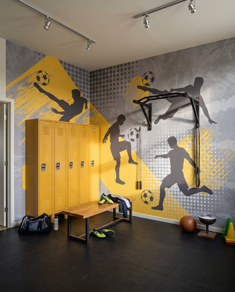 Siluete de fotbaliști — interior 1
